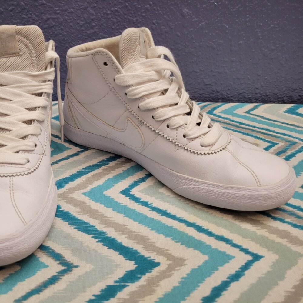 White Nike Shoes